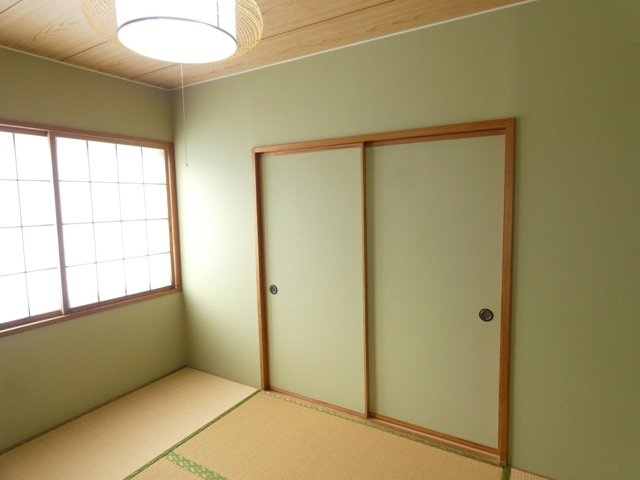 ハイツミッピーの和室