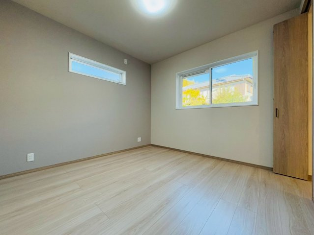 香美市土佐山田町C号地　新築一戸建ての洋室