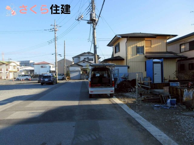 ハートフルタウン御幸ヶ原町31番　A号棟の前面道路含む現地写真|R8年3月完成予定