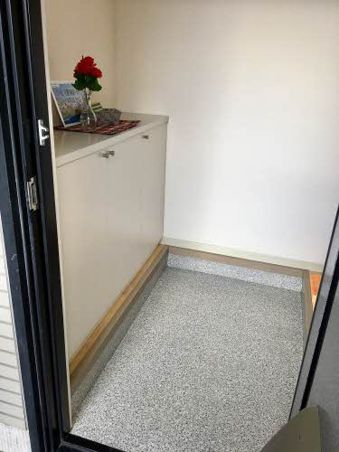 まさもとハイツC棟の玄関