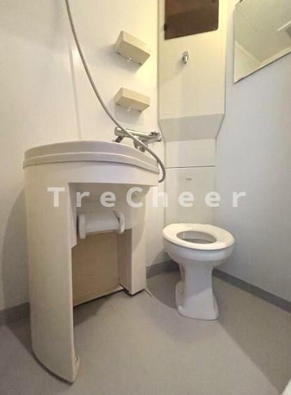 西日暮里駅前ハイツのトイレ