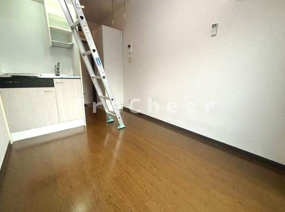 西日暮里駅前ハイツの寝室