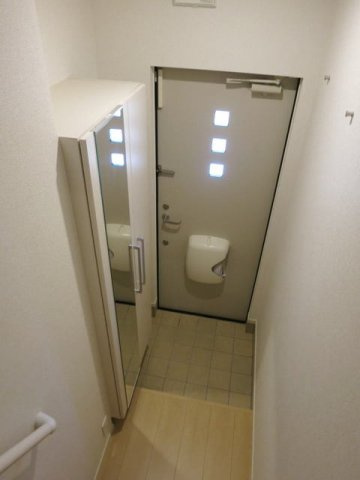 メゾン　ド　ｒ・ｙの玄関