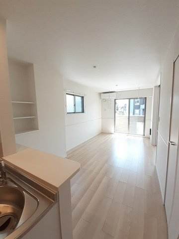 ソレイユ・ルヴァンＢの居間・リビング