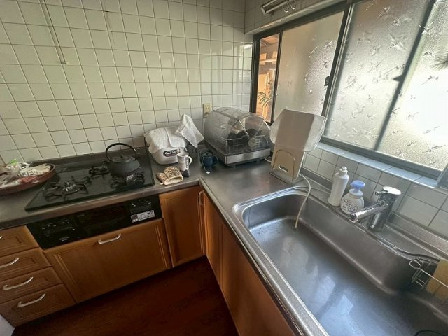 【キッチン】 | 上乃木1丁目中古戸建 | L字型のキッチンでお料理の効率もあがります