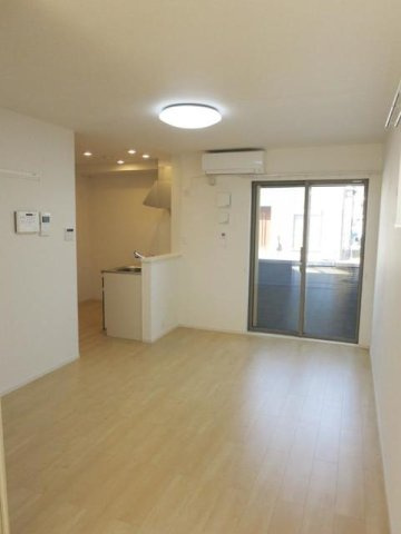 リジエール幸田の居間・リビング