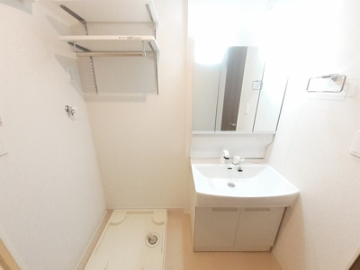 【独立洗面台】 | カーサ・イリーデⅡ | 洗面所