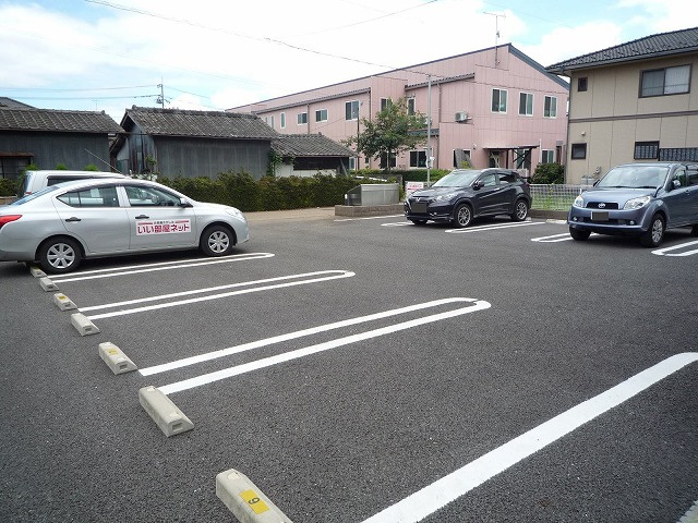 カーサ・ラフレシールＡの駐車場|駐車場