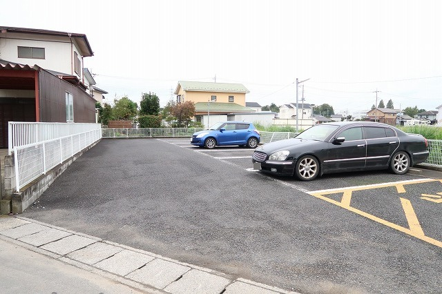 エスペランスＷＡＴＡＮＡＢＥの駐車場|駐車場