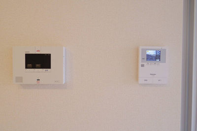 【セキュリティ】 | Villa Ren(ｳﾞｨﾗﾚﾝ） | SECOMホームセキュリティ搭載・録画機能付きTVインターホン