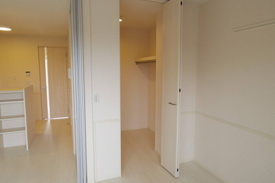 【収納】 | Villa Ren(ｳﾞｨﾗﾚﾝ） | ウォークインクローゼット