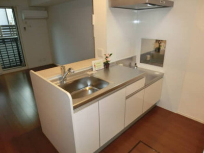 【キッチン】 | Lupo(ﾙﾎﾟ) | カウンターキッチン(IH対応ｺﾝｾﾝﾄ付)