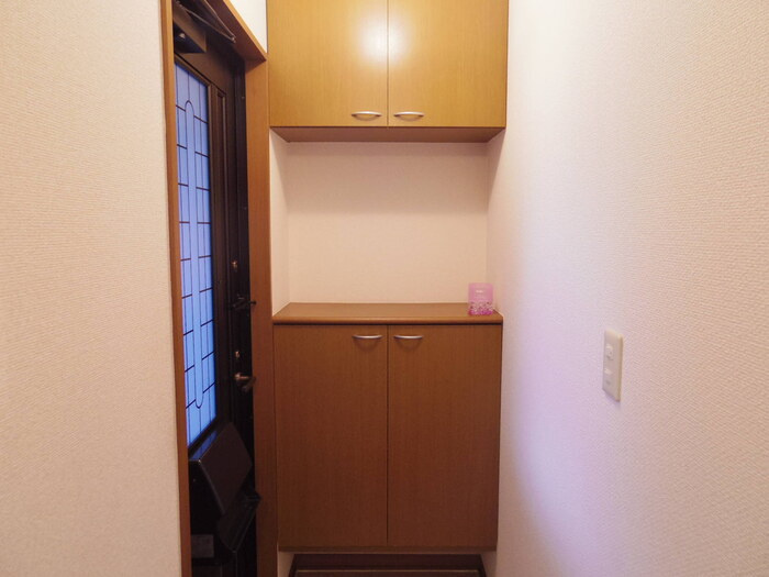 シンフォニーガーデンの玄関|シューズボックス