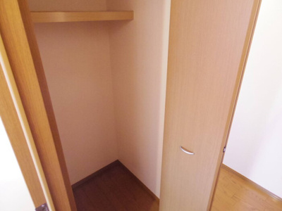 【収納】 | シンフォニーガーデン | 廊下収納