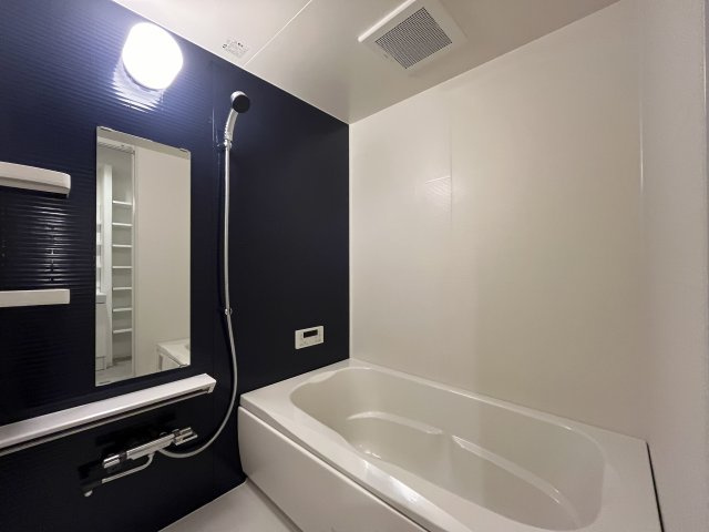 メゾンウィングの浴室|きれいなお風呂です