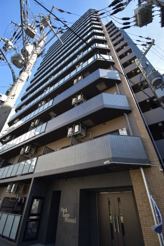 パークレーンミナミの外観