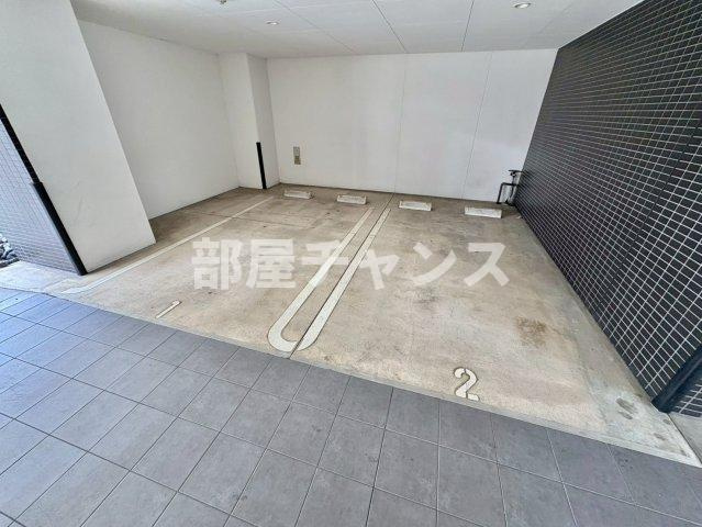 名古屋市昭和区御器所１丁目の賃貸マンションの駐車場