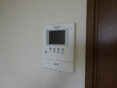 【内装】 | トモニーヒルズ | カメラ付インターホン