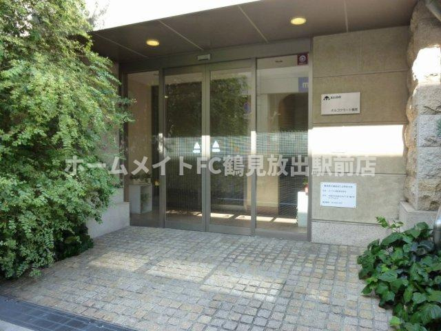 オルゴグラート鶴見のエントランス