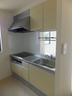 【キッチン】 | シャーメゾン鴻峯 | 反転間取り別部屋写真です。