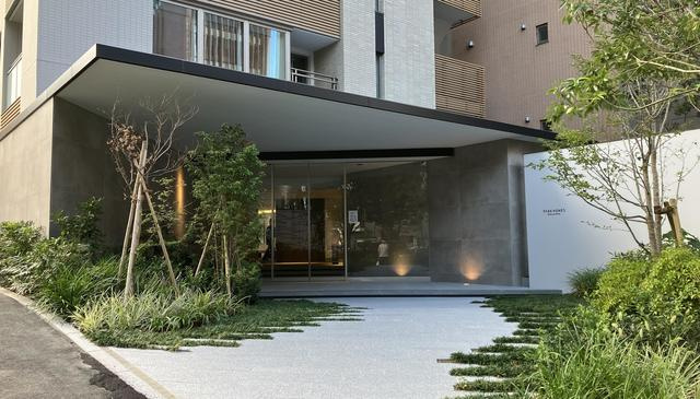 パークホームズ渋谷松濤のエントランス|落ち着いたエントランスです