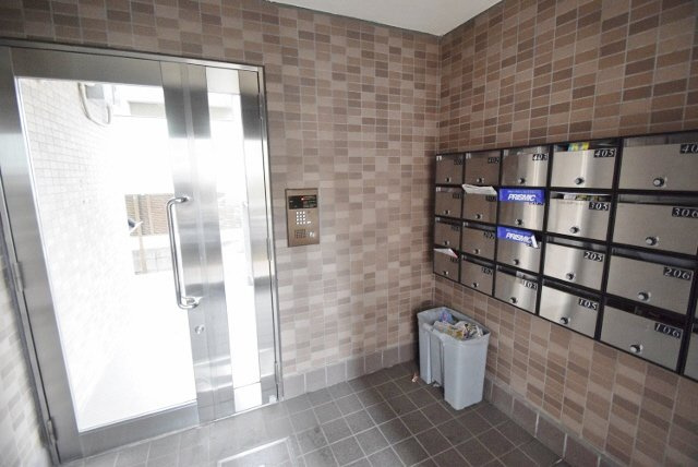 タケハイム船橋のエントランス|オートロック付