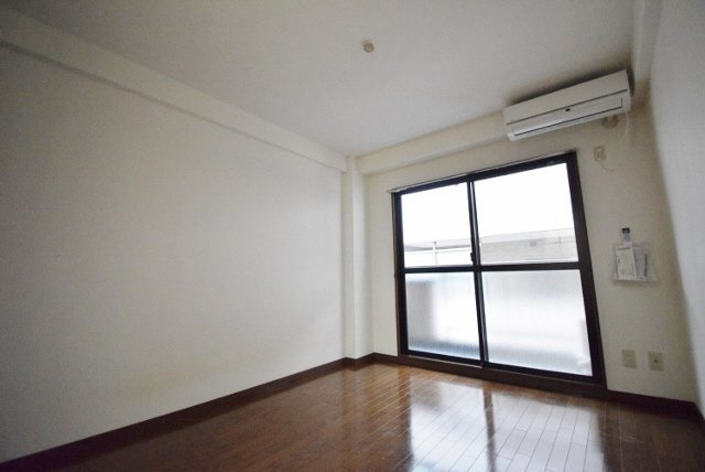 タケハイム船橋の居間・リビング|駅近