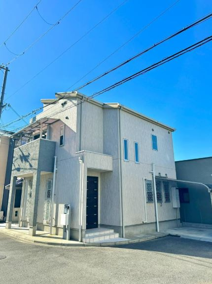 東大阪市出雲井本町　中古戸建の外観