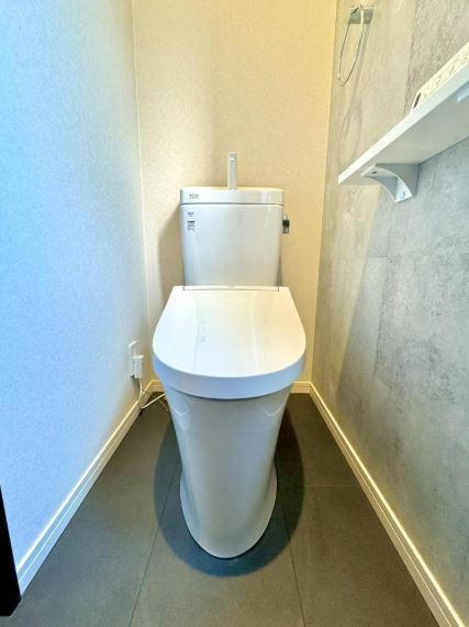 大阪府東大阪市出雲井本町のトイレ