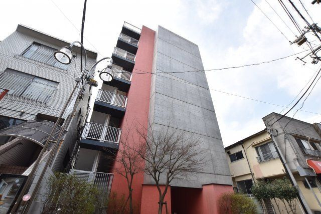 リュクス千歳船橋の外観