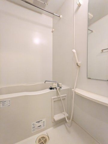 リュクス千歳船橋の浴室