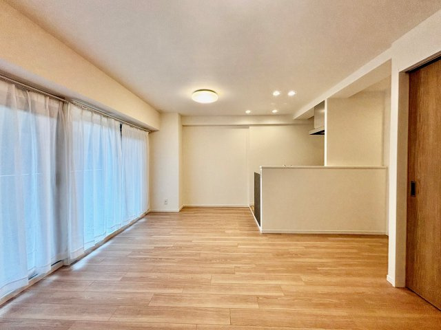 メロディーハイム守口の居間・リビング