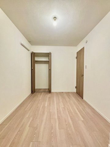 メロディーハイム守口の洋室