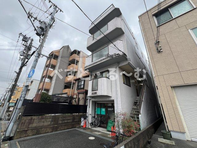 白長ビルの外観