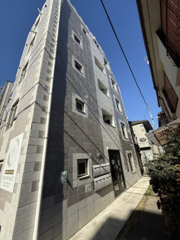 アイリス東大前