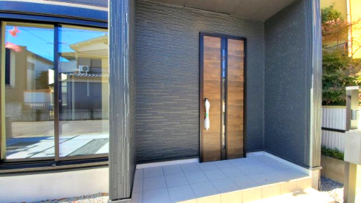 熊谷市柿沼　新築住宅の玄関