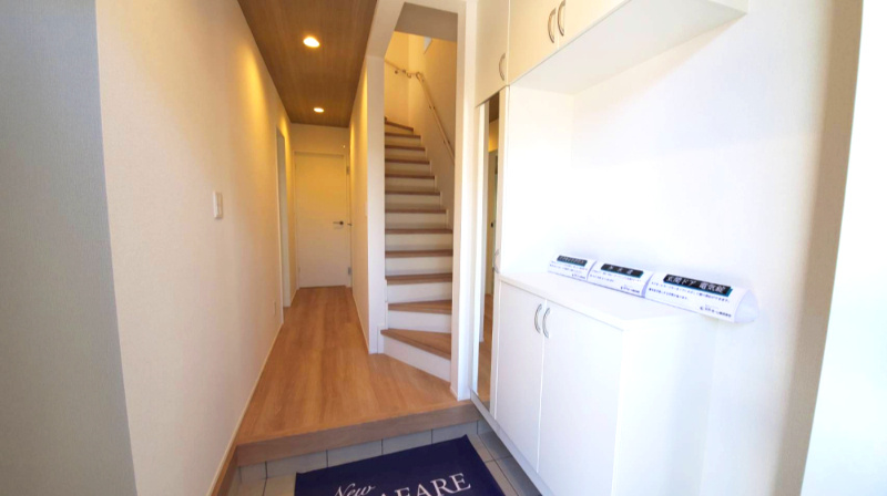 熊谷市柿沼　新築住宅の玄関