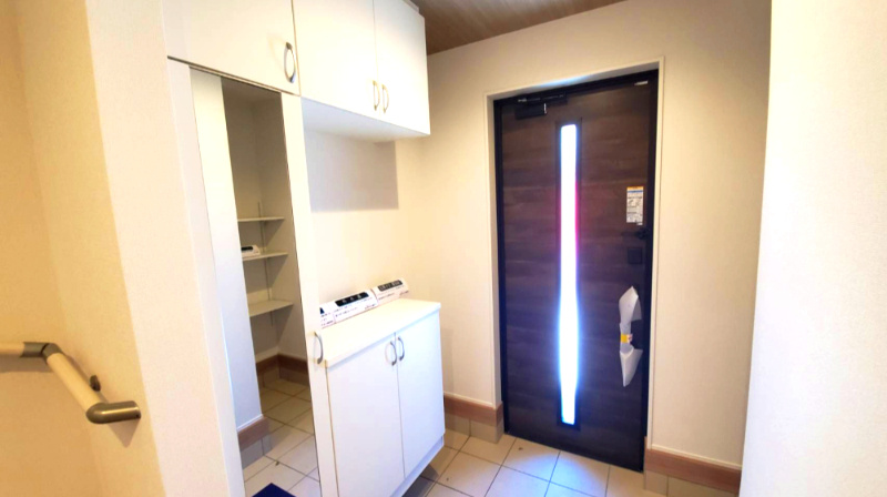 熊谷市柿沼　新築住宅の玄関