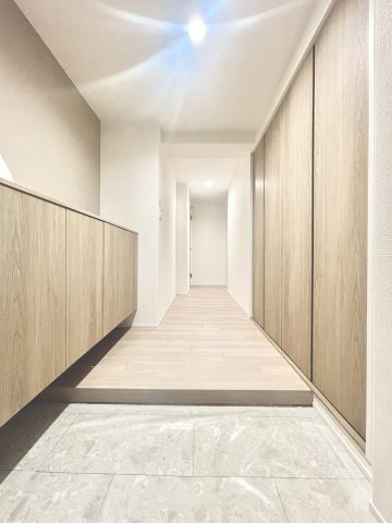 エンゼルハイム上野芝の玄関