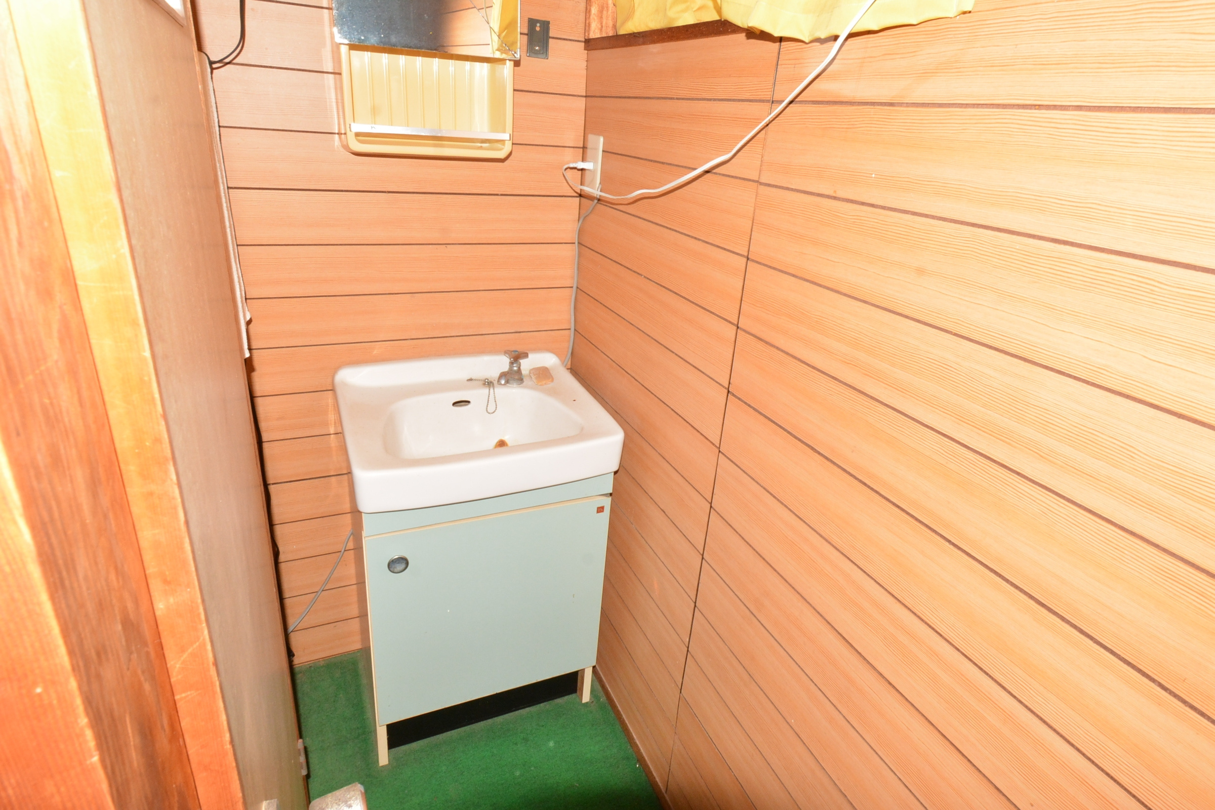丹波市市島町上鴨阪の中古一戸建の洗面所