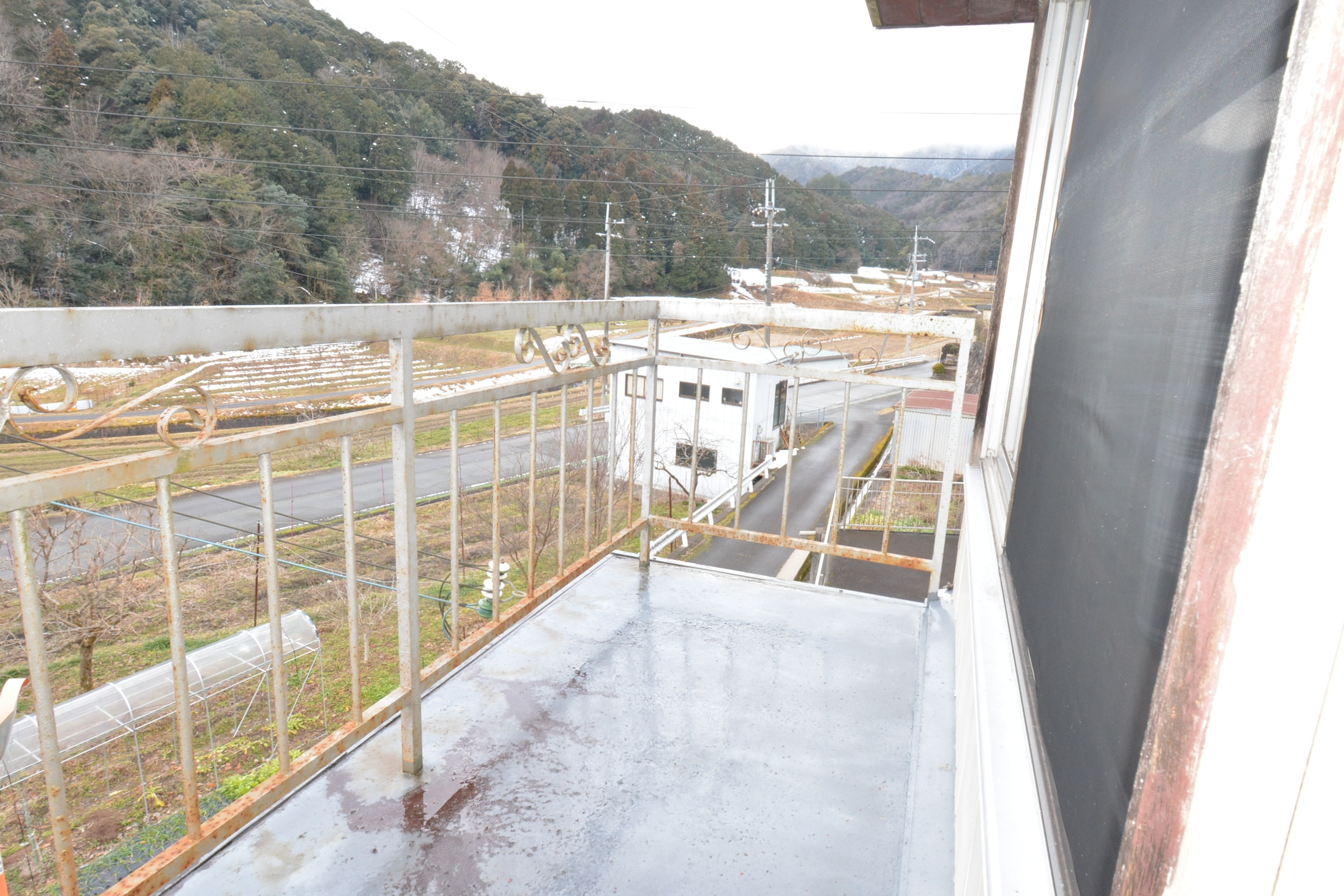 丹波市市島町上鴨阪の中古一戸建のバルコニー