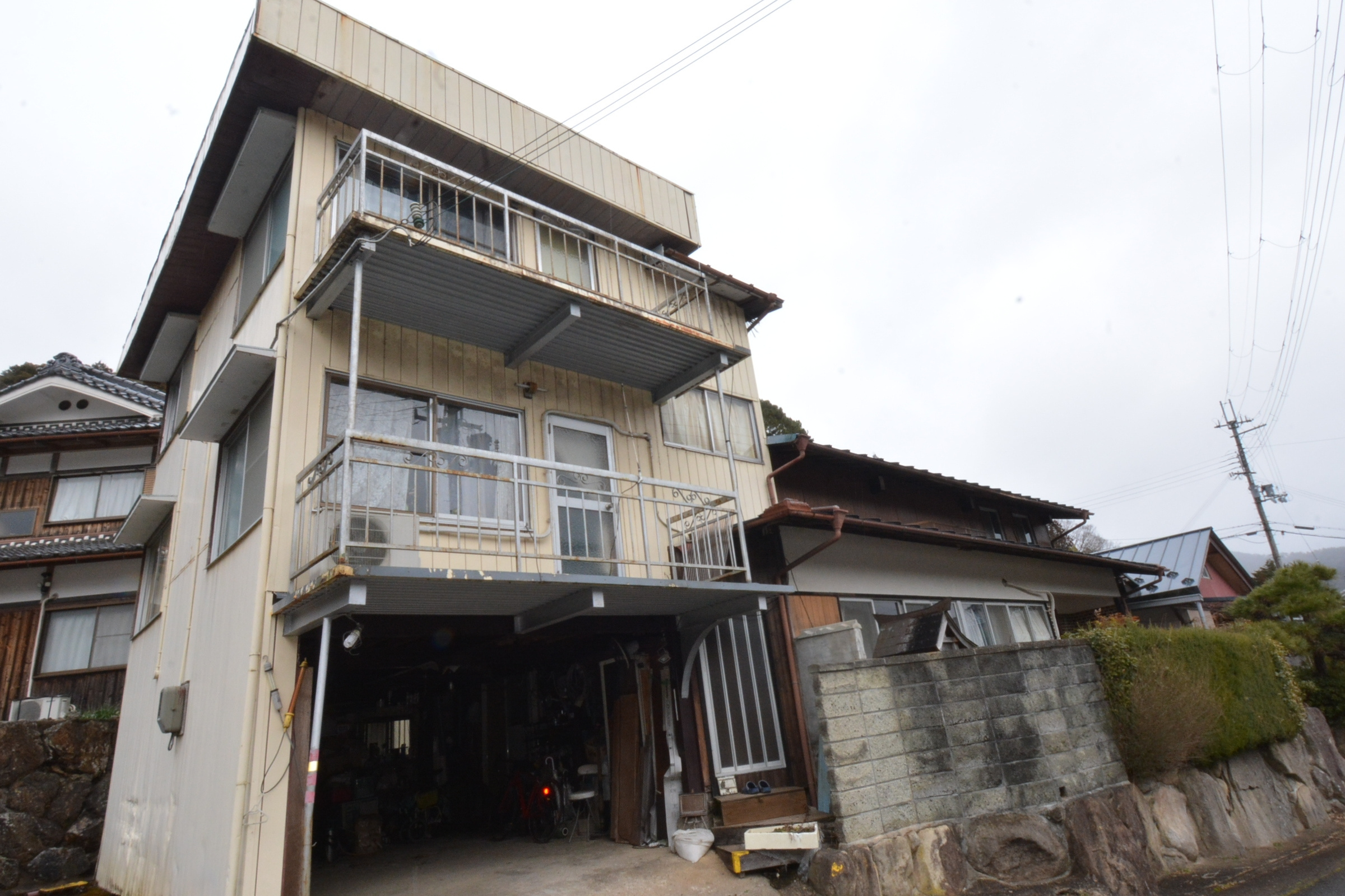 丹波市市島町上鴨阪の中古一戸建の外観