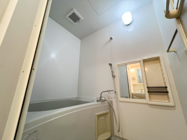 シャーメゾン・ソレイユ A棟の浴室