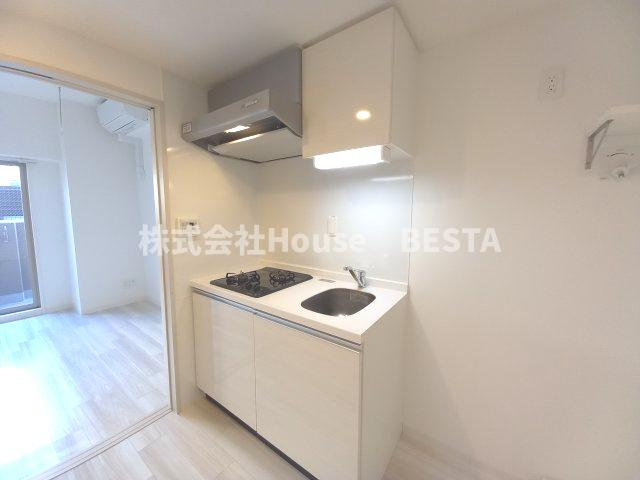 ワールドアイ神戸湊町のキッチン