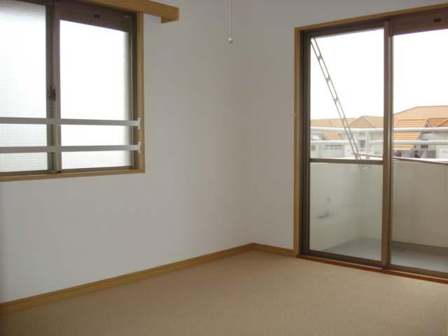 エルシー糀台2　411号棟の洋室