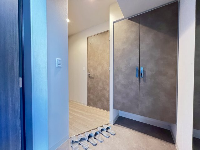 Park Lane Kujoの玄関