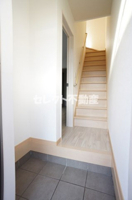 【玄関】 | ローサ千丁A | 【ローサ千町】