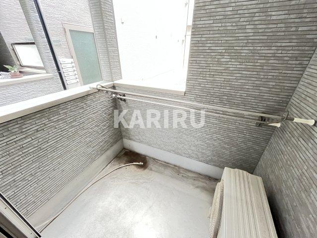 Mark Villa 放出のバルコニー