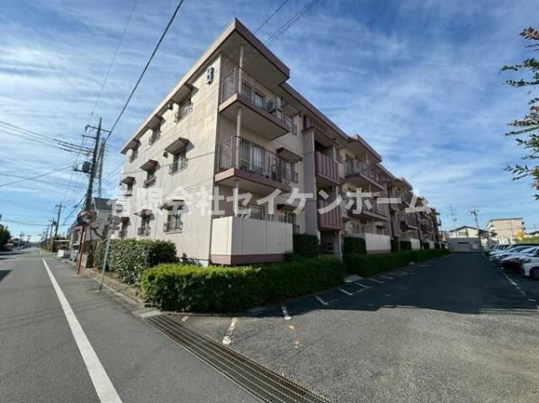 ニュー吹上サンハイツの外観