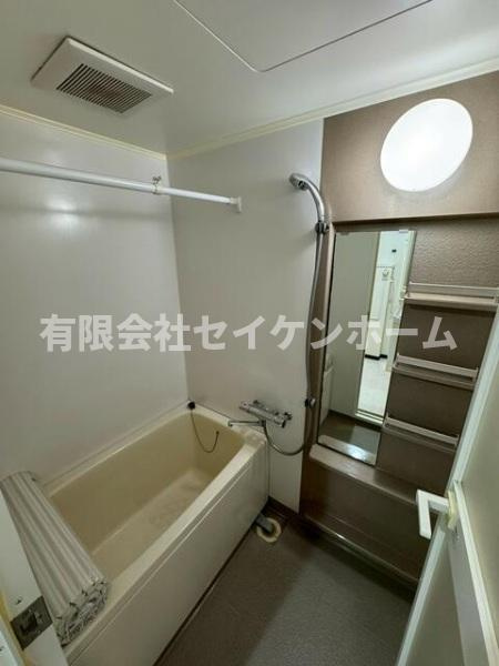 ニュー吹上サンハイツの浴室
